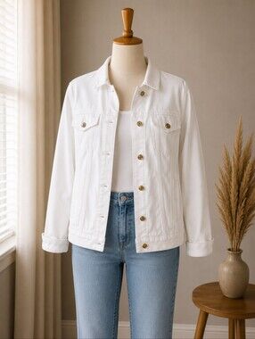 Walter Baker White Denim Jacket  Oversized Classic and stylish white denim jacke